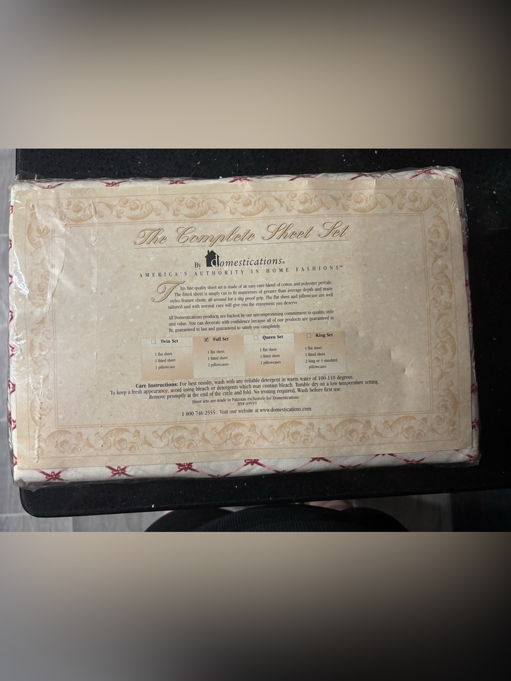 The Complete Sheet Set in Cream with Red Accents